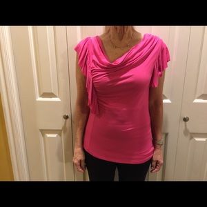 Women’s pink scoop neck short ruffle sleeves.